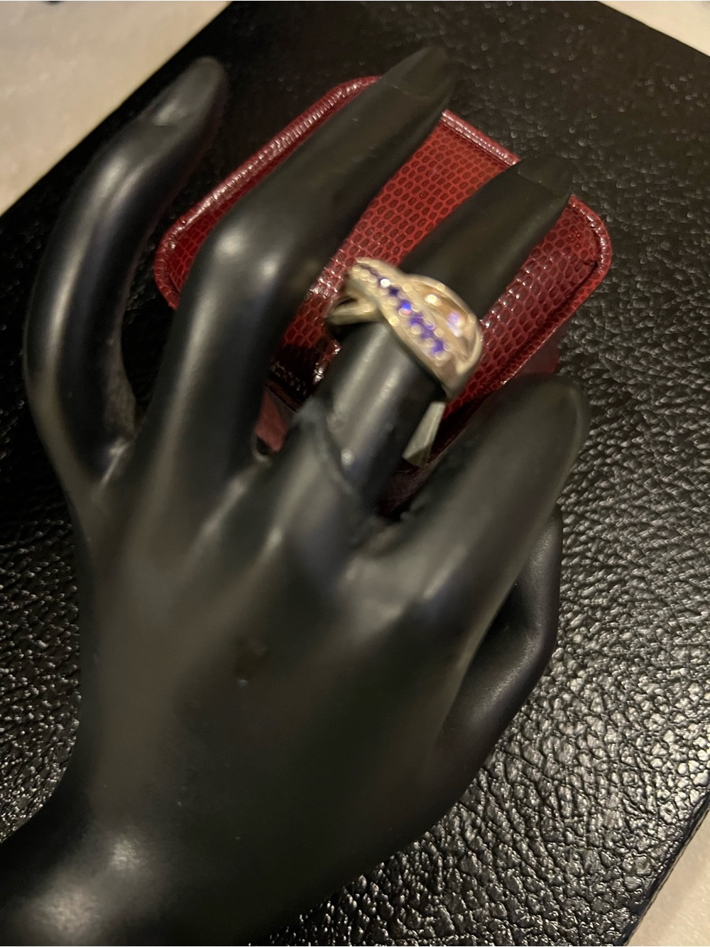 Silver 925 $ 18k Gold-Tone Leaf Ring with Purple Stones -
